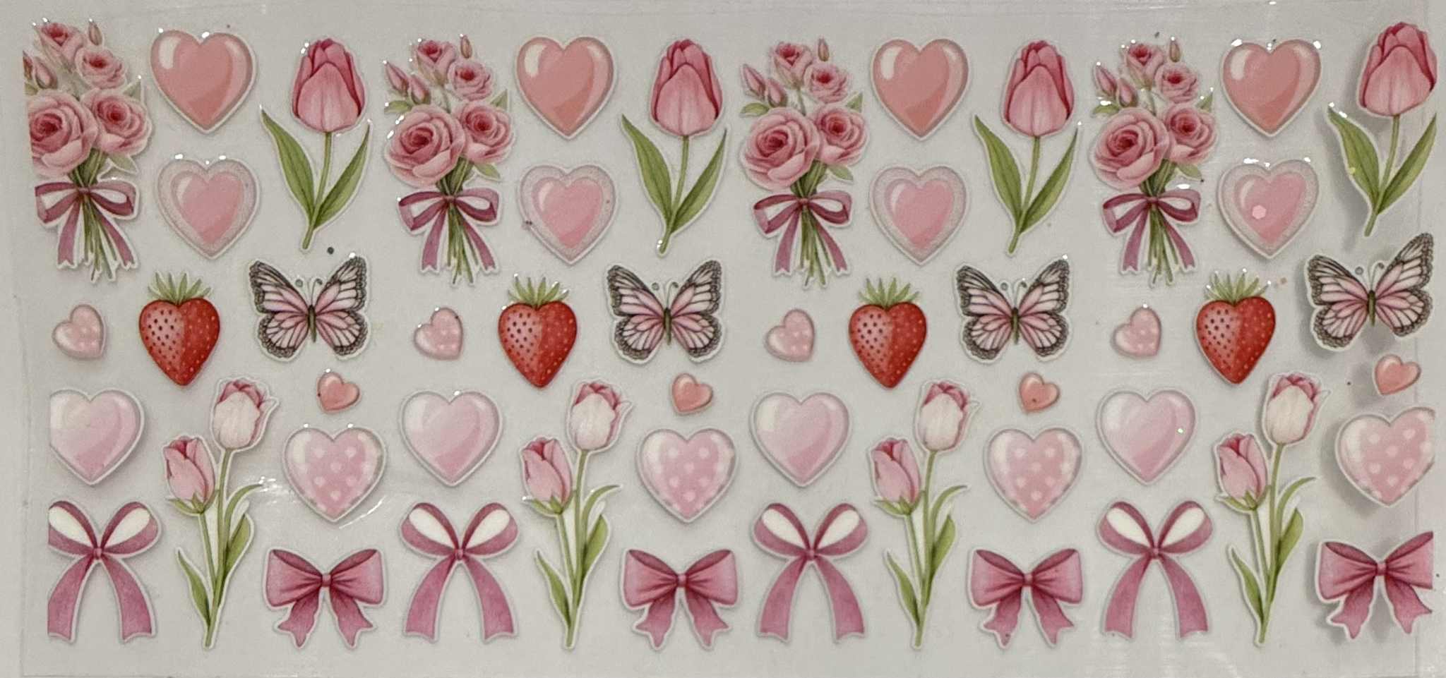 16oz UV DTF Wraps Hearts 04